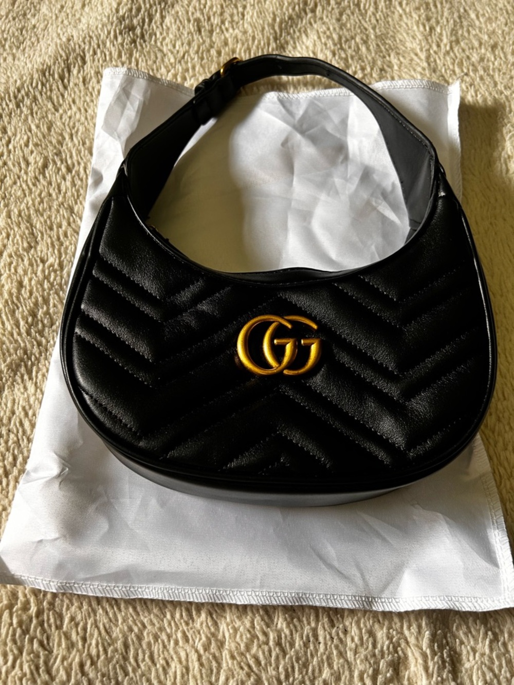 Gucci Black Chevron Quilted Leather Shoulder Bag with Gold GG Hardware